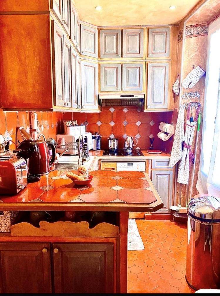 Appartement De Luxe Au Coeur De 圣特罗佩 外观 照片